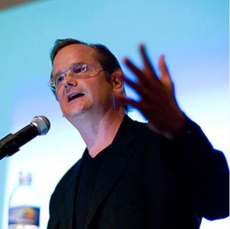 Lessig sugere que a OMPI lidere a revisão dos Direitos Autorais
